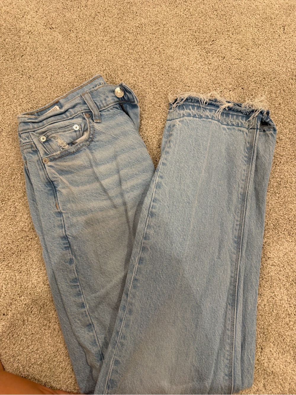 American Eagle Outfitters Light Blue Straight Leg Jeans with Frayed Hem